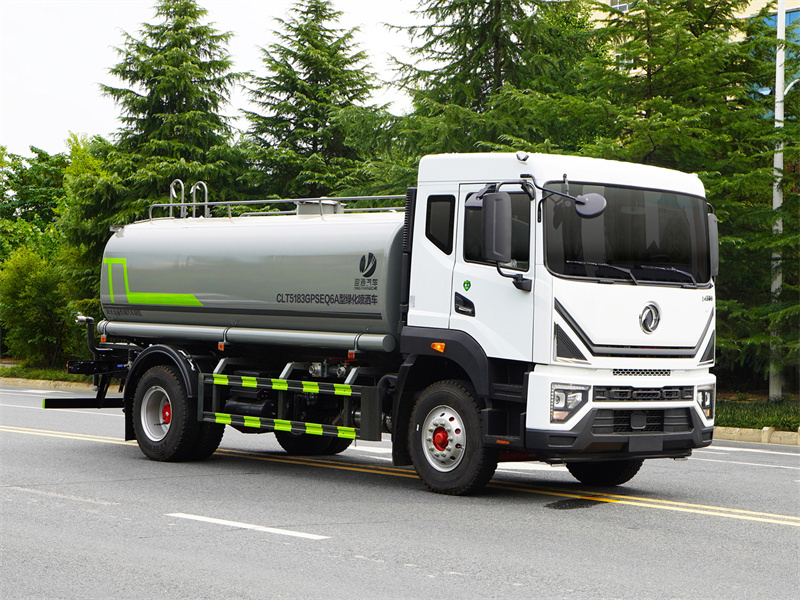 東風(fēng)D9灑水車(chē)四缸240匹馬力-東風(fēng)15噸灑水車(chē) 東風(fēng)D9灑水車(chē)四缸240匹馬力-東風(fēng)15噸灑水車(chē)